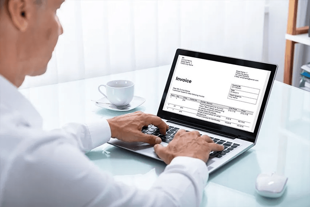 You’re obsessed with spending time chasing invoices!